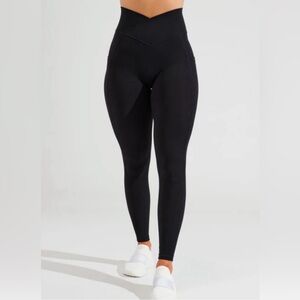 Monarch High Rise Legging - Onyx Black - M